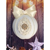 Weißer Weihnachtsschmuck 10cm in Einer Geschenkbox Handgefertigte Christbaumkugeln Im Vintage Stil Weihnachtsbaum Dekor 2024 von Zistyle