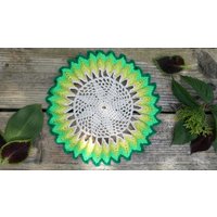 Sunburst Häkeltäschchen, Buntes Doily, Wohndekoration, Tischdekoration, Grünes Geschenk Zur Wohnungserwärmung, Baumwoll-Doily Sunburst Häkeltäschchen, Buntes Doily, Wohndekoration, Tischdekoration, Grünes Geschenk Zur Wohnungserwärmung, Baumwoll-Doily von ZitaCraft