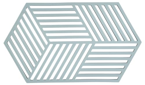 Zone Denmark Hexagon Topfuntersetzer Hitzebeständig, Silikon Untersetzer, Praktische und Dekorative Topf-Untersetzer, Spülmaschinenfest, 24 x 14 cm, Fog Blue von Zone Denmark