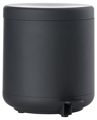 Zone Denmark Ume Mülleimer Bad, Kosmetikeimer, Treteimer mit Deckel fürs Badezimmer, mit herausnehmbarem Inneneimer und Soft-Close, Durchm. 19,5 cm, Höhe 22 cm, 4 Liter, Schwarz von Zone Denmark