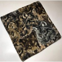 Zoofleece Camouflage Wolf Decke Camo Quilt Wölfe Heulen Braun von ZooFleece