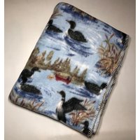 Zoofleece Ente Gänse Blau Polartier Fleecedecke Decke Bequem 60x68" von ZooFleece