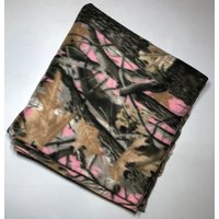 Zoofleece Rosa Camo Jagd Mädchen Camouflage Decke Quilt 60x60" Bequemes Geschenk Geburtstag von ZooFleece