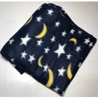 Zoofleece Stern Mond Wolken Nachthimmel Blau Fleece Decke Quilt Beste Freundin Geschenk Geburtstag 42x60" von ZooFleece