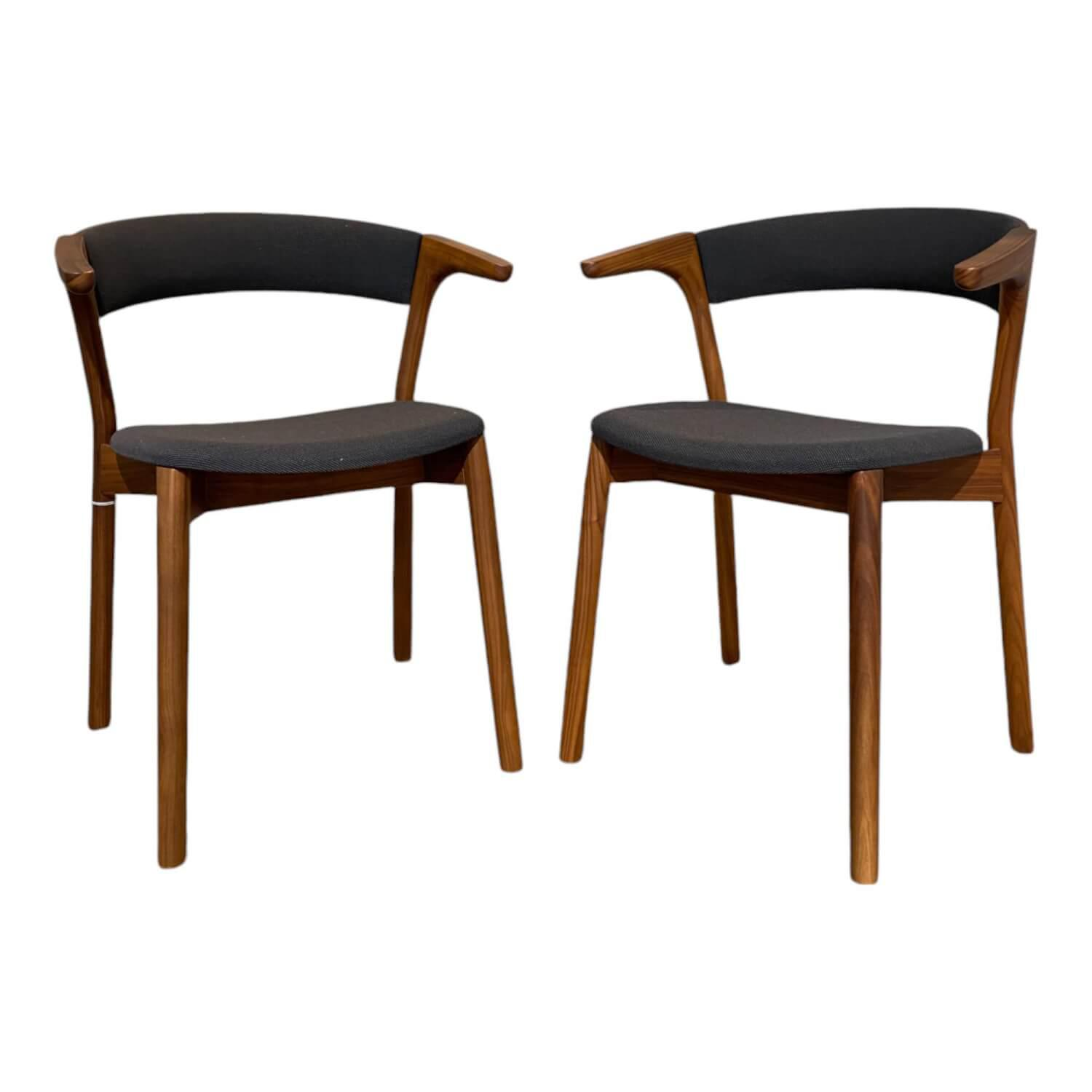 2er Set Stuhl Embra Stoff Steelcut Trio 383 Grau Gestell Nussbaum Natur Lackiert 2er Set Stuhl Embra Stoff Steelcut Trio 383 Grau Gestell Nussbaum Natur Lackiert von Zoom by Mobimex