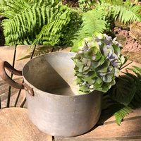 Aluminiumtopf, Topf, Töpfchen, Pflanzentopf, Blumentopf, Übertopf, Blumenübertopf, Alter Antiker Pflanzgefäß, Zink von Zuckerpuppenladen