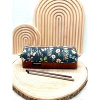 Federmäppchen, Schlampermäppchen „Waldblume" Mit Kunstleder von Zwergenhexe