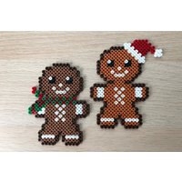 2 Lebkuchenmänner Aus Bügelperlen/Pfefferkuchen/Weihnachten/Fensterdeko/Tischdeko von ZwergenmamasDeko