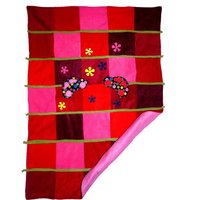 Zwergentraum® Einzigartige Babydecke Kuscheldecke Patchworkdecke Krabbeldecke Hippie Design Mit Namen Personalisiert von ZwergentraumStudio