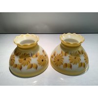 Retro Gelb Blumen Milch Glaskugeln von a2peregrine