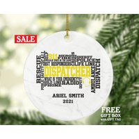 911 Dispatcher/Operator Weihnachtsverzierung Personalisiert - Individuelles Name Jahr Urlaub Geschenk 911 Dispatcher/Operator Weihnachtsverzierung Personalisiert - Individuelles Name Jahr Urlaub Geschenk von aCreativePanda