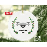 Drohnen Personalisierte Ornament - Drohnenpilot Geschenk Drohnen Personalisierte Ornament - Drohnenpilot Geschenk von aCreativePanda