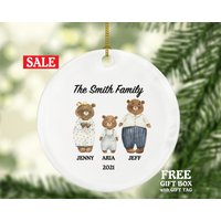 Familie Von 3 Weihnachten Ornament Personalisierte - Eltern Mutter Vater Kind Mama Papa Geschenk Teddybär Familie Von 3 Weihnachten Ornament Personalisierte - Eltern Mutter Vater Kind Mama Papa Geschenk Teddybär von aCreativePanda