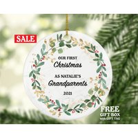 Großeltern Erste Weihnachten Ornament Personalisiert, Als Oma Und Opa Individuelle Geschenk Großeltern Erste Weihnachten Ornament Personalisiert, Als Oma Und Opa Individuelle Geschenk von aCreativePanda