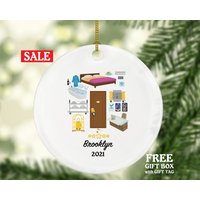 Hotel Worker Weihnachten Ornament Personalisiert - Geschenk Für Einen Hotelangestellten Employer Headpiece Personal Hotel Worker Weihnachten Ornament Personalisiert - Geschenk Für Einen Hotelangestellten Employer Headpiece Personal von aCreativePanda
