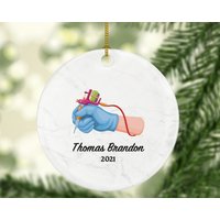 Tätowierer Weihnachten Ornament Personalisiert - Tattoo Spezialanfertigung Geschenk Benutzerdefinierter Name Jahr Tätowierer Weihnachten Ornament Personalisiert - Tattoo Spezialanfertigung Geschenk Benutzerdefinierter Name Jahr von aCreativePanda