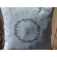 Kranz Mit PilzHellblauGestickt 35 X 35Kissenbezug von aGwand
