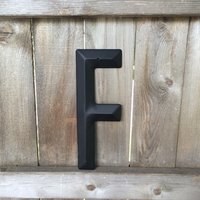 14" Vintage Industrial Metal Marquee Letter F - Schwarzes Metall Nos Stahlschild Buchstabe Geborgener Schwarzer Buchstabe Umgeschlagener Metallbrief von aVintageParcel