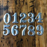 Vintage Adresszahlen - 1, 5 cm Kleine Metall Zahl Zeichenzahl Industrie Charm Telefonmast Ziffernset von aVintageParcel