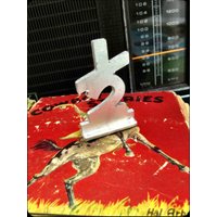 Vintage Kleine Aluminium Nummer 1/2 Eine Hälfte Geborgen Adresse Metallnummer - Hausnummer Zeichennummer Silber von aVintageParcel