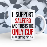 Salford-Tasse, Salford-Liebhaber-Geschenk, Ich Unterstütze Salford, Fan-Geschenk, Lustige Unterstützer-Tasse von abitofbanter