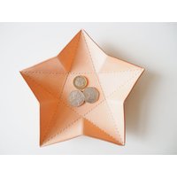 Mittelgroßes Origami-sterntablett Aus Leder, Lederaccessoires Tablett, Lederschmucktablett - Natur von abokika