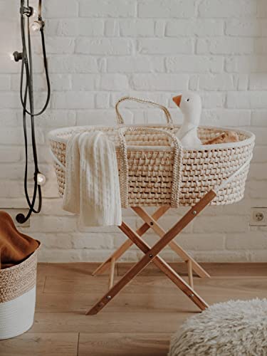 Babykörbe Moses - Babywiege mit Baby Moseskorb mit Ständer und dreilagiger Matratze,- Babykörbe - Stubenwagen mit Klappständer - handgefertigter Baby - Schlafkorb - Moses Baskets (Natural) von ahoj baby