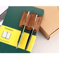 Personalisierte Notebook Bleistift Clip Halter Journal, Handgefertigte Leder 2-Pen-Halter Bücher & Notizbücher, Journal Zubehör, Schreibwerkzeuge von aimeehandmade