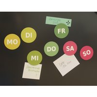 Div. Farben Wochenkalender Mit 7 Textmagneten - Wochenplaner Terminplaner Familienplaner Familienkalender Pinwand von aineolleoileSHOP