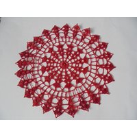 Kleines Häkeldeckchen-Minideckchen-Untersetzer Aus Rotem Baumwollgarn Ca 27 cm Kleines Häkeldeckchen-Minideckchen-Untersetzer Aus Rotem Baumwollgarn Ca 27 cm von akkisflinkemasche