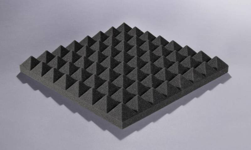Akupur Schaumstoffpyramidenplatte anthrazit 40 x 40 cm, 70 mm hoch von akupur