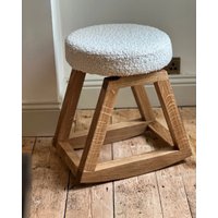 Eiche Rocker Hocker von alexanderandellis