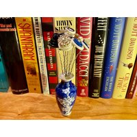 Knopfblumen in Einer Miniaturvase ~ Knopfkunst Retro Kunst Geschenk Für Handwerker Näherin Boho Knopfblumen in Einer Miniaturvase ~ Knopfkunst Retro Kunst Geschenk Für Handwerker Näherin Boho von allbuttonedupbytina