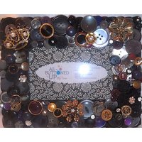 Reserviert ~ Custom Only Black & Grey Button Frame Personalisiert Geschenk Für Mama Freundin Boho Rahmen Retro 4x6 Foto von allbuttonedupbytina