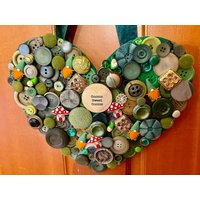 Wichtelherz ~ Boho Kunst Geschenk Für Sie Ihn Retro Deko Zuhause Zur Geburt Wichtelherz ~ Boho Kunst Geschenk Für Sie Ihn Retro Deko Zuhause Zur Geburt von allbuttonedupbytina