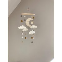 Mobile Baby Mit Holzmond Und Sterne | Babymobile Für Wickelkommode Kinderzimmer Geschenk Schwangere Zur Geburt Babyparty Mobile Baby Mit Holzmond Und Sterne | Babymobile Für Wickelkommode Kinderzimmer Geschenk Schwangere Zur Geburt Babyparty von allerglueck