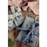 Bestickte Leinen Geschenkverpackung Graue Servietten, Geschirrtücher von allthebeautifullinen