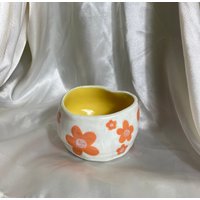 Blumen-Schmuckschale von alyssasceramics