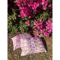 Pflanzengefärbte Maulbeerseide Kissenbezug Set Abstrakte Kissen von amandaisaachamrick