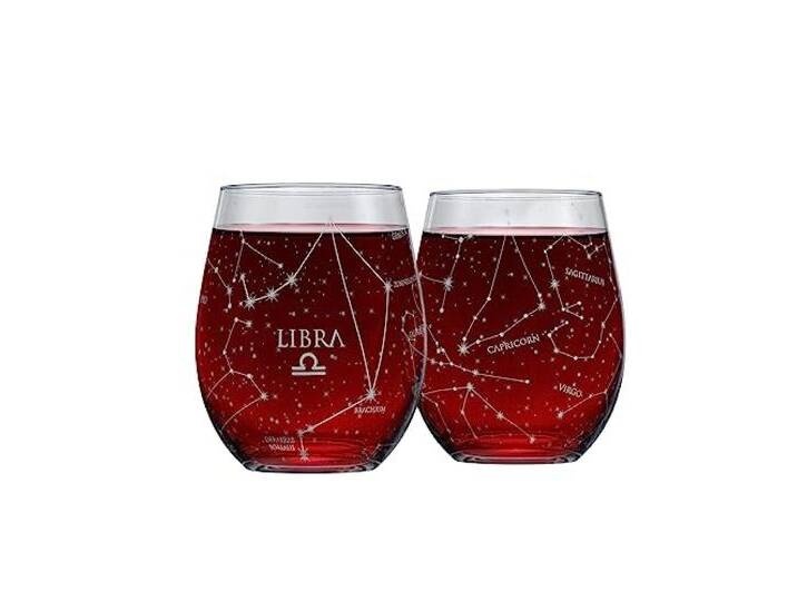 Greenline Goods Waage Stemless Weingläser Tierkreis Waage Set Handgeätzte 15 Unzen (2er-Set) - Astrologie Zeichen Glaswaren von amazon
