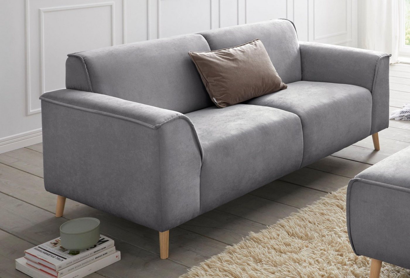 andas 2,5-Sitzer Janek Scandic Design, elegant und zeitlos, mit Federkern und Keder in scandinavischem Design von andas