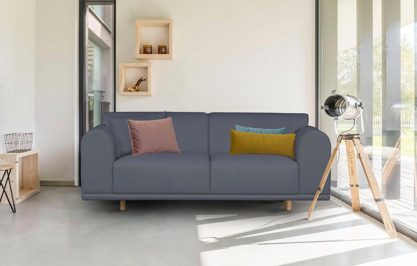 andas 2-Sitzer Maroon, in skandinavischem Design, mit losen Kissen andas 2-Sitzer Maroon, in skandinavischem Design, mit losen Kissen von andas