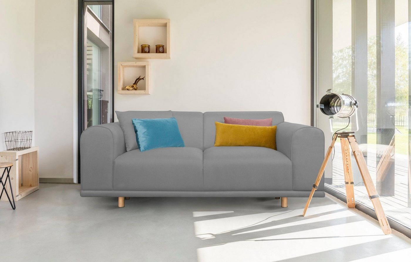 andas 2-Sitzer Maroon, in skandinavischem Design, mit losen Kissen andas 2-Sitzer Maroon, in skandinavischem Design, mit losen Kissen von andas