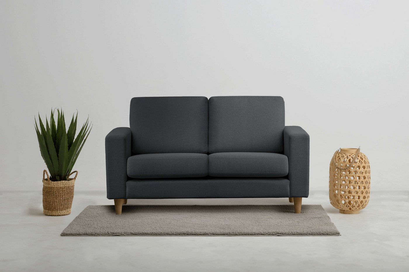 OTTO home 2-Sitzer Tvinno, im skandinavischen Stil, mit Massivholzfüßen, Breite 155 cm von OTTO home