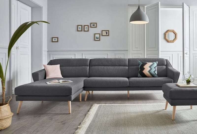 andas Ecksofa Bille L-Form, mit Naht im Rückenkissen und Beinen aus Eichenholz von andas