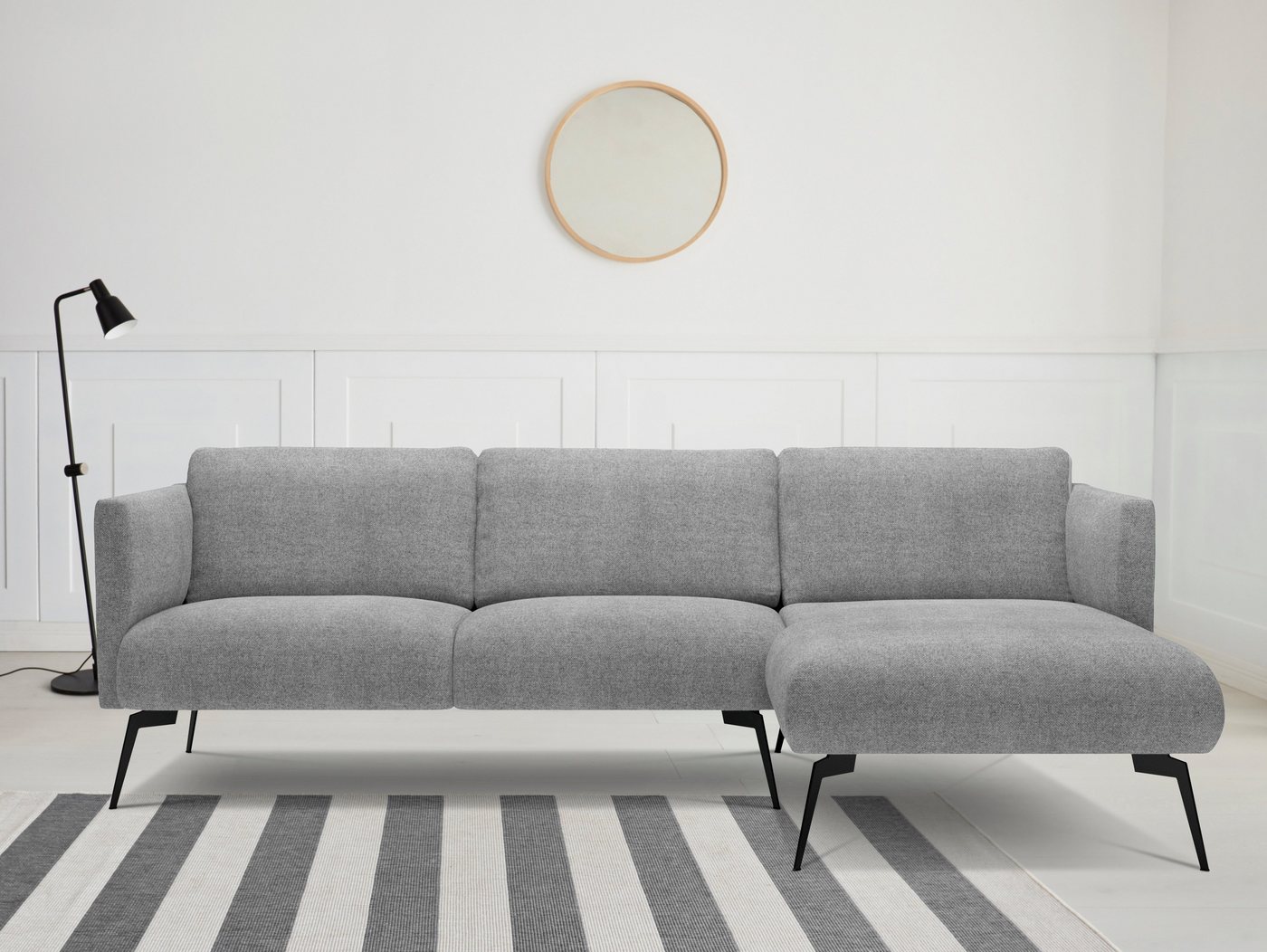 andas Ecksofa Horna, L-Form, mit schwarzen Metallbeinen von andas