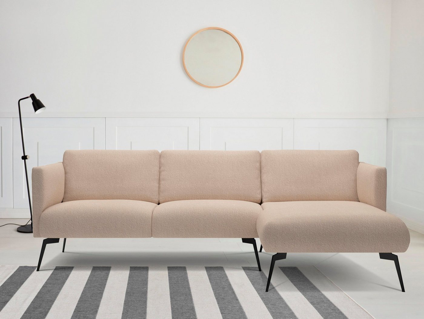 andas Ecksofa Horna, L-Form, mit schwarzen Metallbeinen von andas