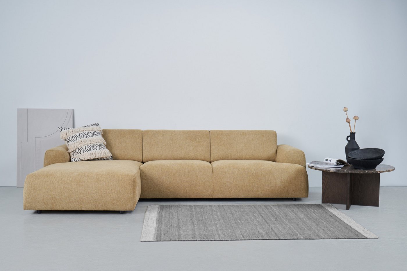 andas Ecksofa Linkka, Breite 301 cm, L-Form, in einem weichen Chenille-Stoff, mit Wellenunterfederung andas Ecksofa Linkka, Breite 301 cm, L-Form, in einem weichen Chenille-Stoff, mit Wellenunterfederung von andas