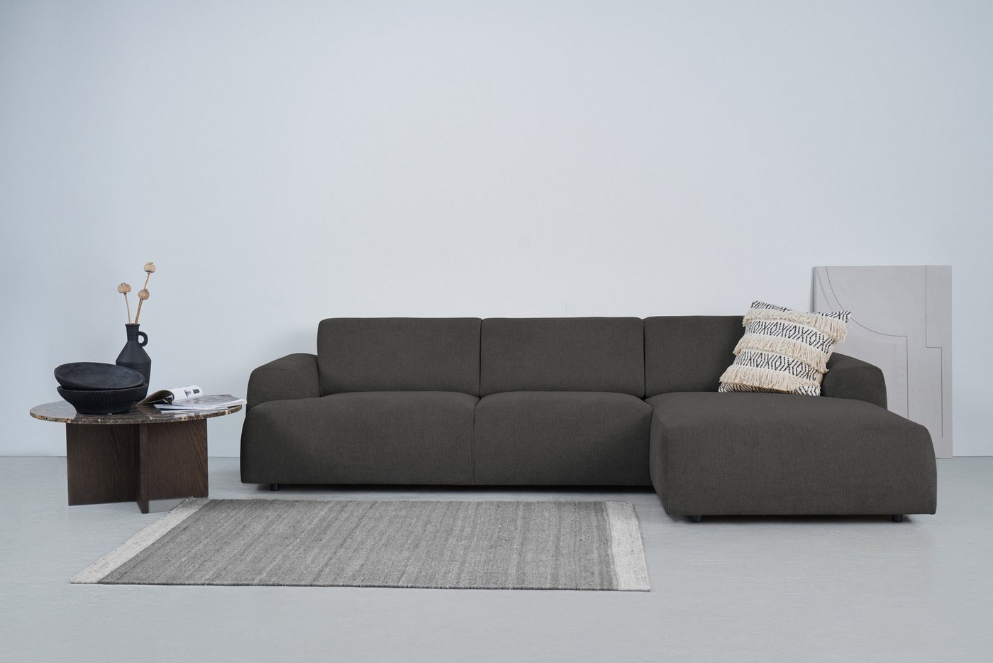 andas Ecksofa Linkka, Breite 301 cm, L-Form, in einem weichen Chenille-Stoff, mit Wellenunterfederung andas Ecksofa Linkka, Breite 301 cm, L-Form, in einem weichen Chenille-Stoff, mit Wellenunterfederung von andas
