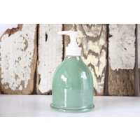 Keramik Seifenspender/Mit Pumpe Grüner Made To Order von andersenpottery